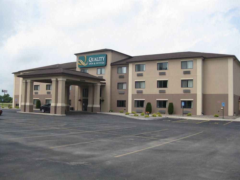 La Quinta By Wyndham Batavia Hotel Exterior photo